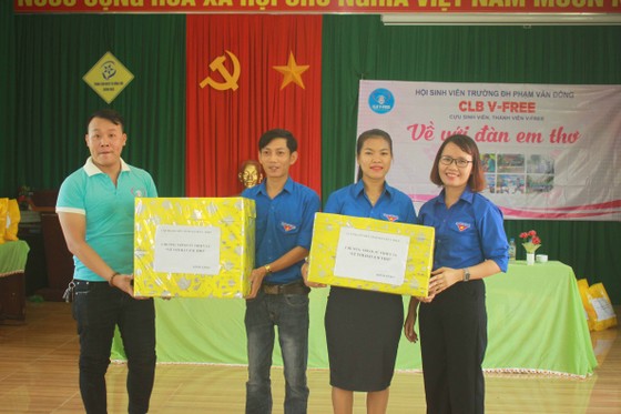 Trẻ em Trung tâm Nuôi dạy trẻ khuyết tật Võ Hồng Sơn đón 1-6 ảnh 1