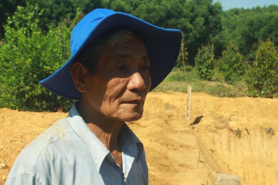 Lão nông 68 tuổi đào “giếng khủng” 1.000m2 chống hạn ảnh 4