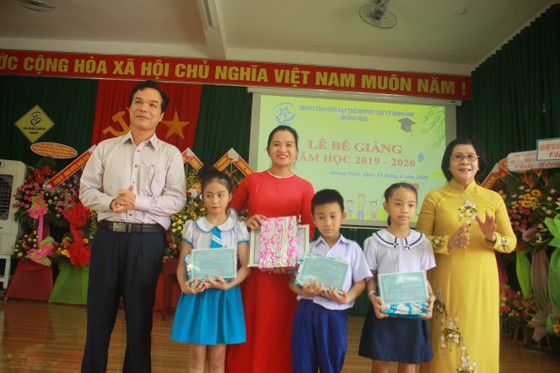 Nhiều học sinh Trung tâm Võ Hồng Sơn hòa nhập cộng đồng ảnh 2