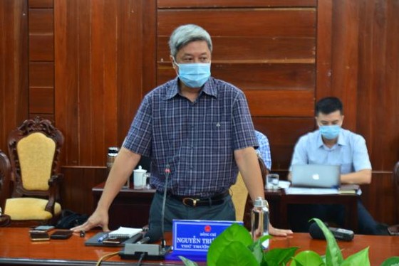 Thứ trưởng Bộ Y tế Nguyễn Trường Sơn chỉ đạo phòng chống dịch Covid-19 tại Quảng Ngãi ảnh 2