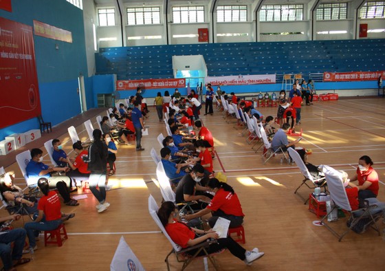 Quảng Ngãi: Ngày hội hiến máu và tôn vinh những người hiến máu tiêu biểu ảnh 8