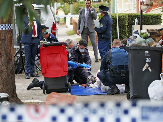 Bom "máy xay thịt" trong âm mưu khủng bố máy bay từ Australia ảnh 4
