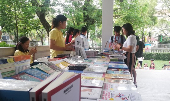 Hơn 200 đầu sách được giới thiệu tại Ngày hội đọc sách ở TPHCM ảnh 2