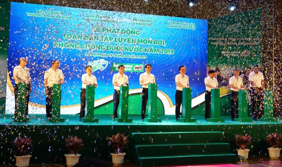 Phát động toàn dân tập bơi, phòng, chống đuối nước ảnh 1