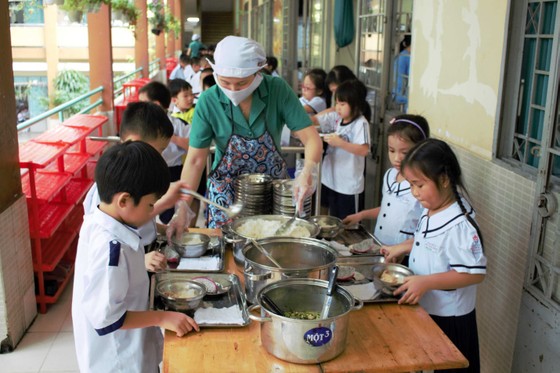 Chuẩn hóa thực đơn bán trú cho học sinh tiểu học ở Bắc Giang ảnh 1