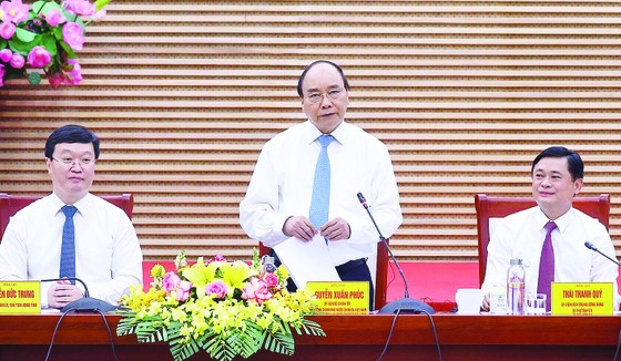 Thủ tướng Nguyễn Xuân Phúc: Nghệ An phải quyết liệt, năng động, sáng tạo hơn ảnh 1