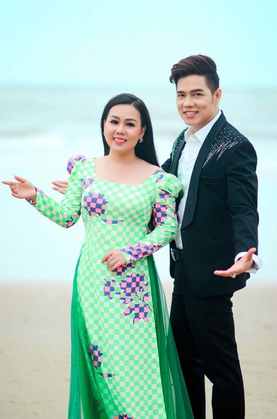 Ca sĩ Lưu Ánh Loan: Giọng hát trữ tình hàng triệu view trên youtube ảnh 2