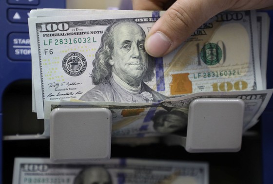 Ngân hàng Cuba ngừng tiếp nhận tiền gửi bằng USD ảnh 1