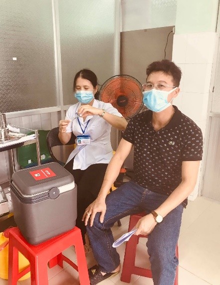 PVFCCo triển khai tiêm vaccine Covid-19 cho người lao động ảnh 2