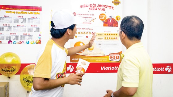 Vietlott tung vé số mới, “săn” tiền tỷ ở Jackpot 2 dễ hơn 6 lần so với Jackpot 1 ảnh 2