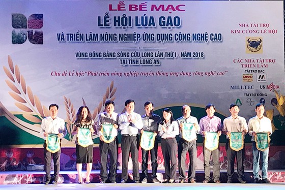 Hội thi “Lúa sạch, gạo thơm, cơm ngon” năm 2018: Vì giá trị thương hiệu gạo Việt ảnh 1