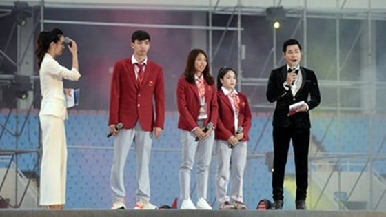 HLV Park Hang-seo: "Chúng tôi sẽ nỗ lực để giành chiến thắng ở AFF Cup" ảnh 7