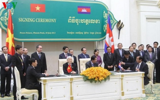 越南重視與柬埔寨加強團結關係 ảnh 1