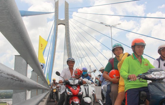Khánh thành và chính thức thông xe cầu Vàm Cống ảnh 7
