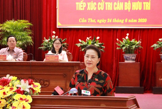 Chủ tịch Quốc hội Nguyễn Thị Kim Ngân tiếp xúc cử tri tại TP Cần Thơ ảnh 3