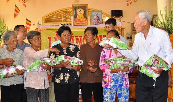 Chủ tịch nước Nguyễn Xuân Phúc gửi thư khen cụ ông 98 tuổi ảnh 2