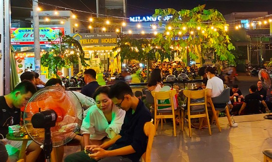 Cần Thơ cho tạm dừng cơ sở làm đẹp, phòng gym, karaoke... từ 0 giờ ngày 13-12 ảnh 1