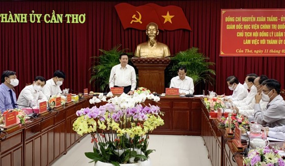 TP Cần Thơ cần chú trọng đào tạo, bồi dưỡng đội ngũ cán bộ ảnh 1