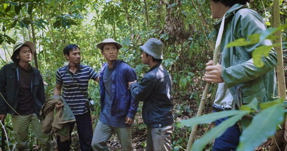 Vụ án “ăn chặn kỳ nam” tại Khánh Hòa và nạn phá rừng lên phim ảnh 1