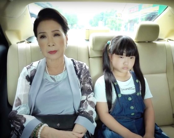 NSND Kim Xuân đánh dấu sự trở lại với 'Công chúa nhỏ của nội' ảnh 1