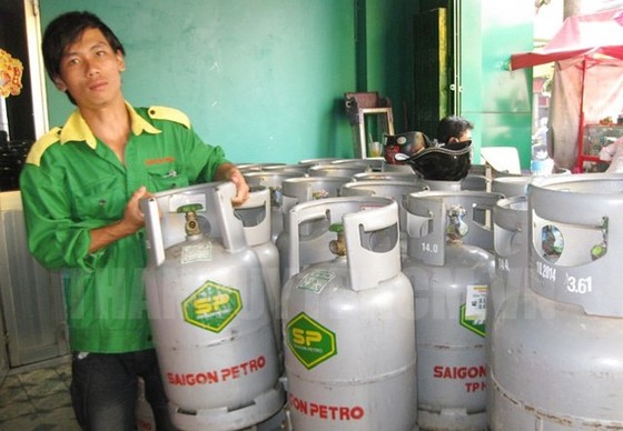 Giá gas giảm 24.500 đồng/bình 12kg ảnh 1