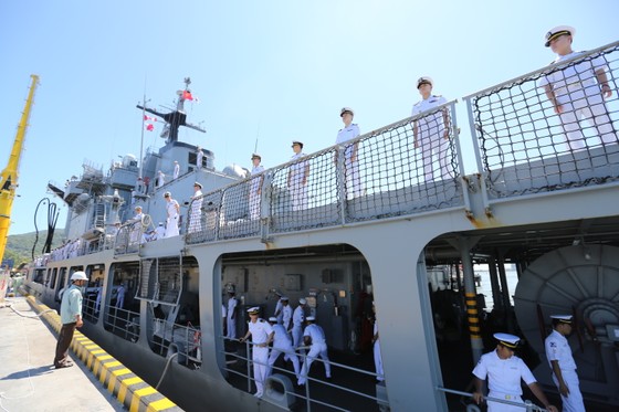 Hai chiến hạm của Hải quân Hàn Quốc thăm Đà Nẵng  ảnh 4