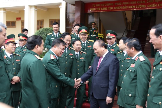 Thủ tướng Nguyễn Xuân Phúc thăm, chúc Tết Bộ Tư lệnh Quân khu V ảnh 5