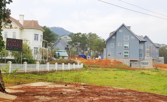 Dự án nghỉ dưỡng tại hồ Tuyền Lâm chây ì khắc phục sai phạm ảnh 2