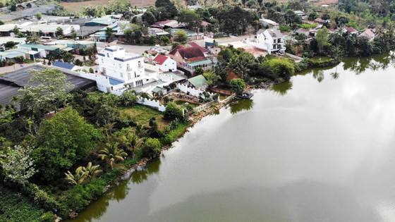 Biệt thự không phép “mọc” giữa TP Bảo Lộc ảnh 1