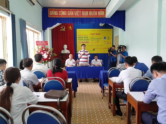 Khai mạc giải bóng bàn Báo Nhân Dân lần thứ 37 ảnh 1