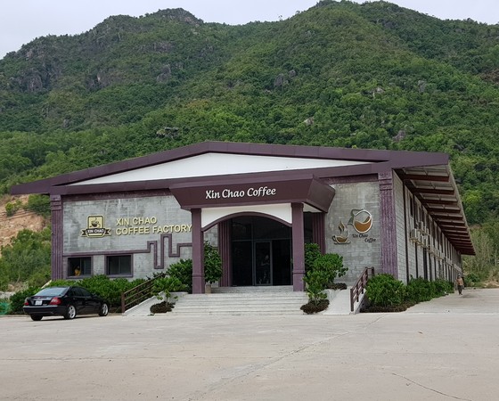 Các showroom đón khách Trung Quốc tại Nha Trang 'thách đố' chính quyền ảnh 2