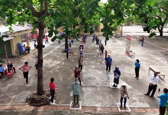 Phóng viên báo chí thường trú tại Khánh Hòa chung tay cùng ATM gạo ảnh 2