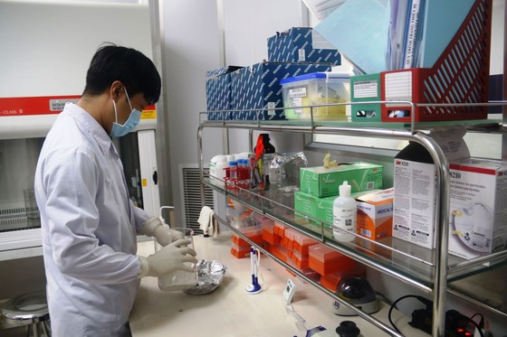 Viện Pasteur Nha Trang nhận mẫu xét nghiệm Covid-19 trở lại ảnh 1