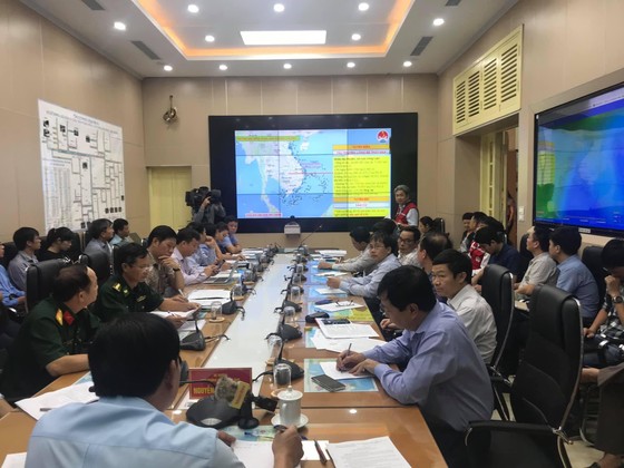 Từ sáng đến trưa mai 30-8, bão số 4 giật cấp 11 đi vào đất liền các tỉnh từ Nghệ An đến Quảng Bình ảnh 4