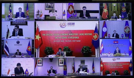 Việt Nam chủ trì hội nghị bộ trưởng kinh tế ASEAN đặc biệt về ứng phó đại dịch Covid-19 ảnh 3