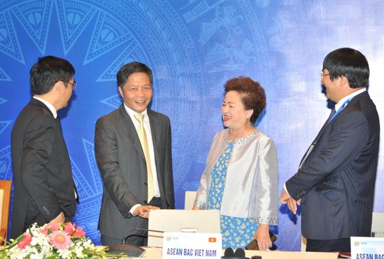 Các bộ trưởng họp tại Hà Nội để thúc đẩy ký kết RCEP cuối năm nay ảnh 2