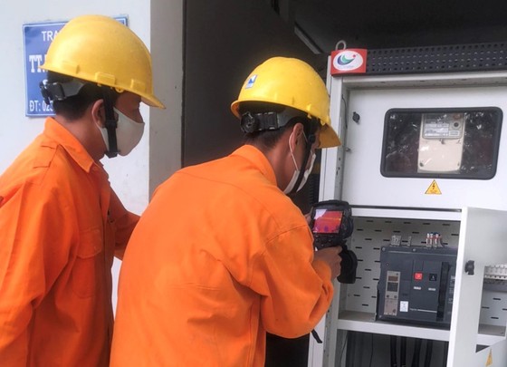 Kinh tế phục hồi, nhu cầu sử dụng điện lại tăng 7,7 - 13,7% ảnh 1