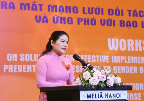 Gần 63% phụ nữ ở nước ta từng chịu bạo lực, 50% không kể với ai ảnh 2