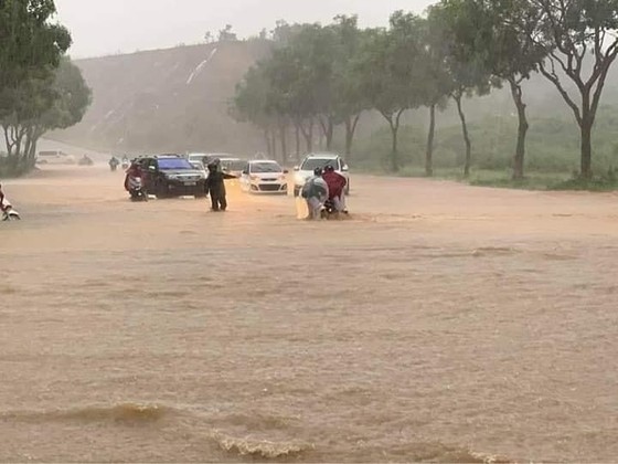 3 người bị sét đánh tử vong trong cơn mưa dông ở Thái Bình ảnh 2