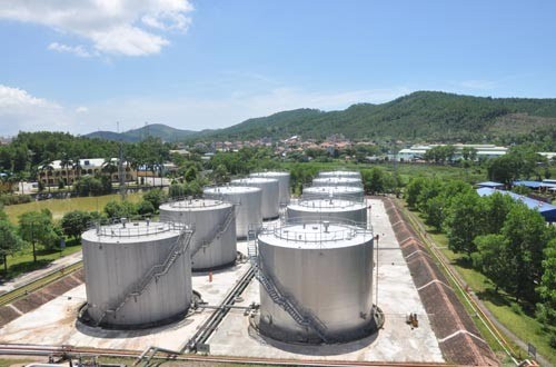 Từ 10-8, dừng làm thủ tục hải quan nếu kho xăng dầu không có thiết bị đo tự động ảnh 1