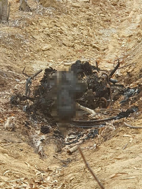 Phát hiện thi thể cháy đen nghi là nghi phạm trong vụ giết bé trai 10 tuổi ở Đồng Nai ảnh 1