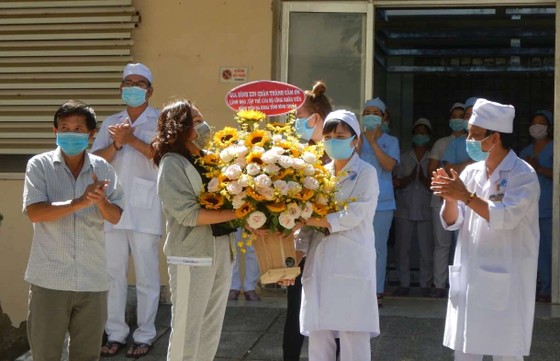 7 ca mắc Covid-19 ở Bình Thuận đã khỏi bệnh được xuất viện ảnh 1