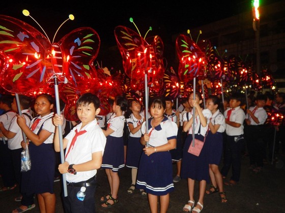 Dừng tổ chức một trong những lễ hội Trung thu lớn nhất Việt Nam ảnh 2