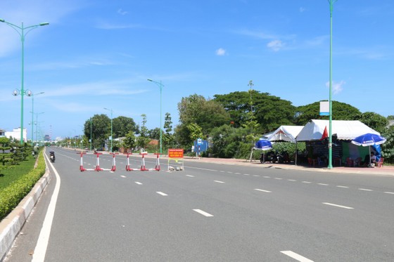 Bình Thuận ghi nhận 5 ca nghi mắc Covid-19, thực hiện giãn cách xã hội TP Phan Thiết và huyện Tuy Phong ảnh 2