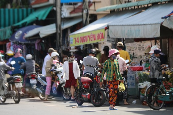 Bình Thuận: Chỉ trường hợp đặc biệt mới được ra, vào 'vùng đỏ' ảnh 3