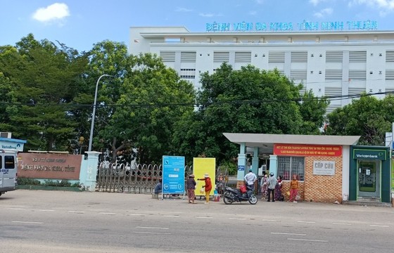Vụ nữ sinh Ninh Thuận tử vong do tai nạn giao thông: Kỷ luật hàng loạt cán bộ bệnh viện ảnh 1