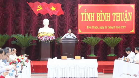 Thủ tướng Phạm Minh Chính: Bình Thuận phải phát triển kinh tế xanh, nhanh, bền vững ảnh 1