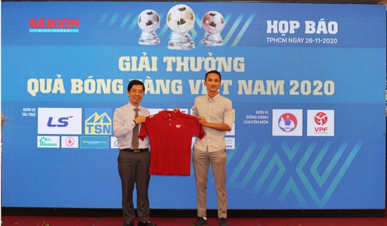 Họp báo công bố kế hoạch tổ chức Giải thưởng Quả bóng Vàng Việt Nam 2020 ảnh 19