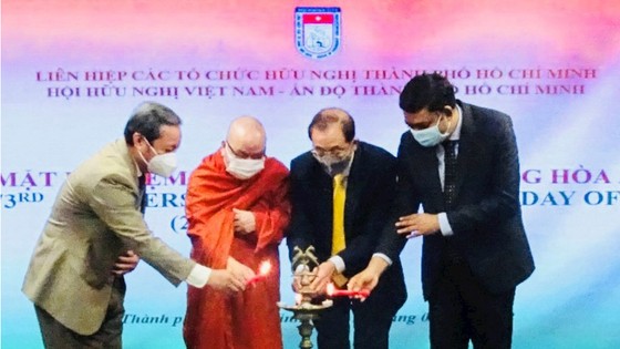 Kỷ niệm lần thứ 73 ngày Cộng hòa Ấn Độ ảnh 1
