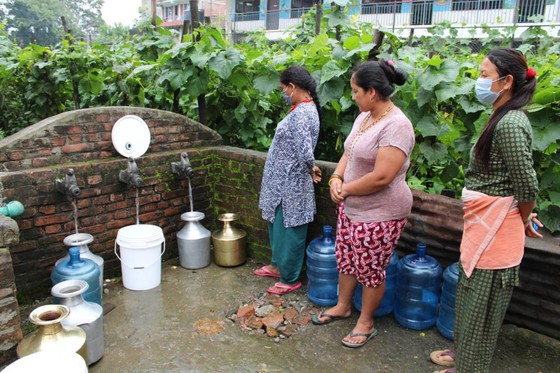 Hệ thống xử lý nước mưa hữu dụng ở Nepal ảnh 1